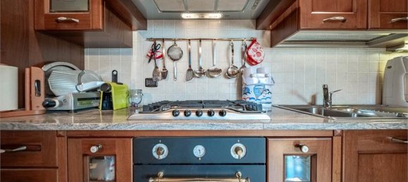 3 Schlafzimmer Haus in Mese, Italy, Nr. 377697 29