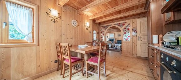 3 Schlafzimmer Haus in Mese, Italy, Nr. 377697 32