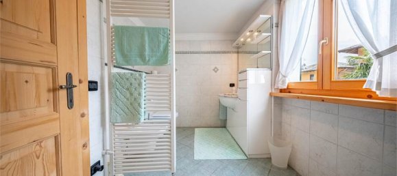 3 Schlafzimmer Haus in Mese, Italy, Nr. 377697 47