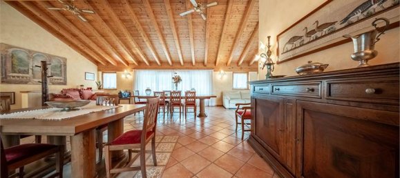 3 Schlafzimmer Haus in Mese, Italy, Nr. 377697 3