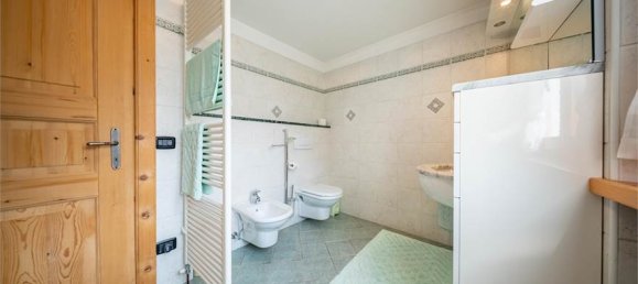 3 Schlafzimmer Haus in Mese, Italy, Nr. 377697 48