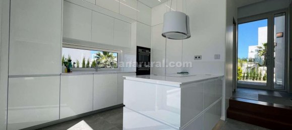 3 bedrooms Villa in Orihuela, Spain No. 13581 11