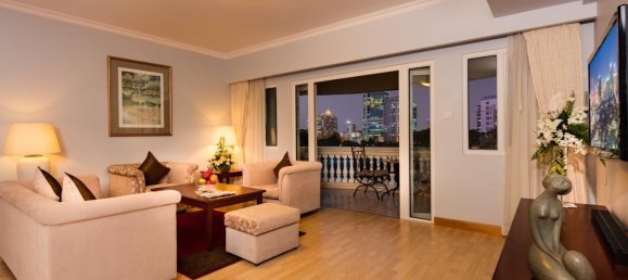 2 dormitorios apartamento en alquiler en District 1, Ho Chi Minh, Vietnam № 13848 2