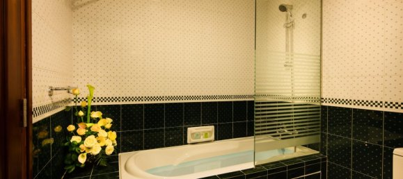 2 dormitorios apartamento en alquiler en District 1, Ho Chi Minh, Vietnam № 13848 7