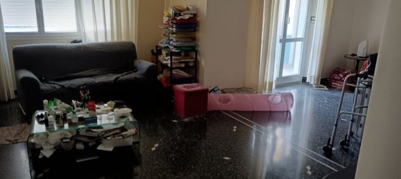 4 bedrooms Apartment in Genoa, Italy No. 329246 2