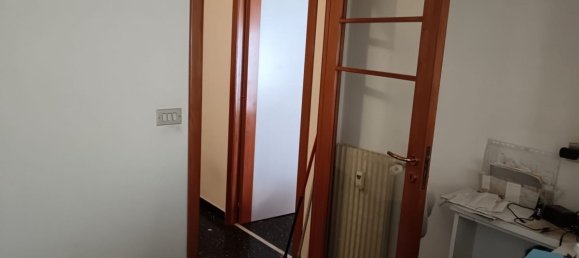 4 bedrooms Apartment in Genoa, Italy No. 329246 7