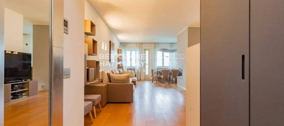 Квартира с 3 спальнями в Кампионе д’Италия, Италия № 59739 12