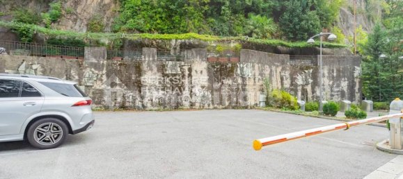 Квартира с 3 спальнями в Кампионе д’Италия, Италия № 59739 44