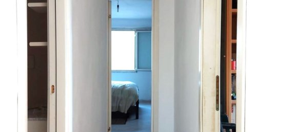 Квартира с 3 комнатами в Фьюмичино, Италия № 46216 10