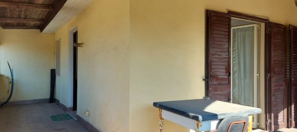 Квартира с 3 комнатами в Фьюмичино, Италия № 46216 4