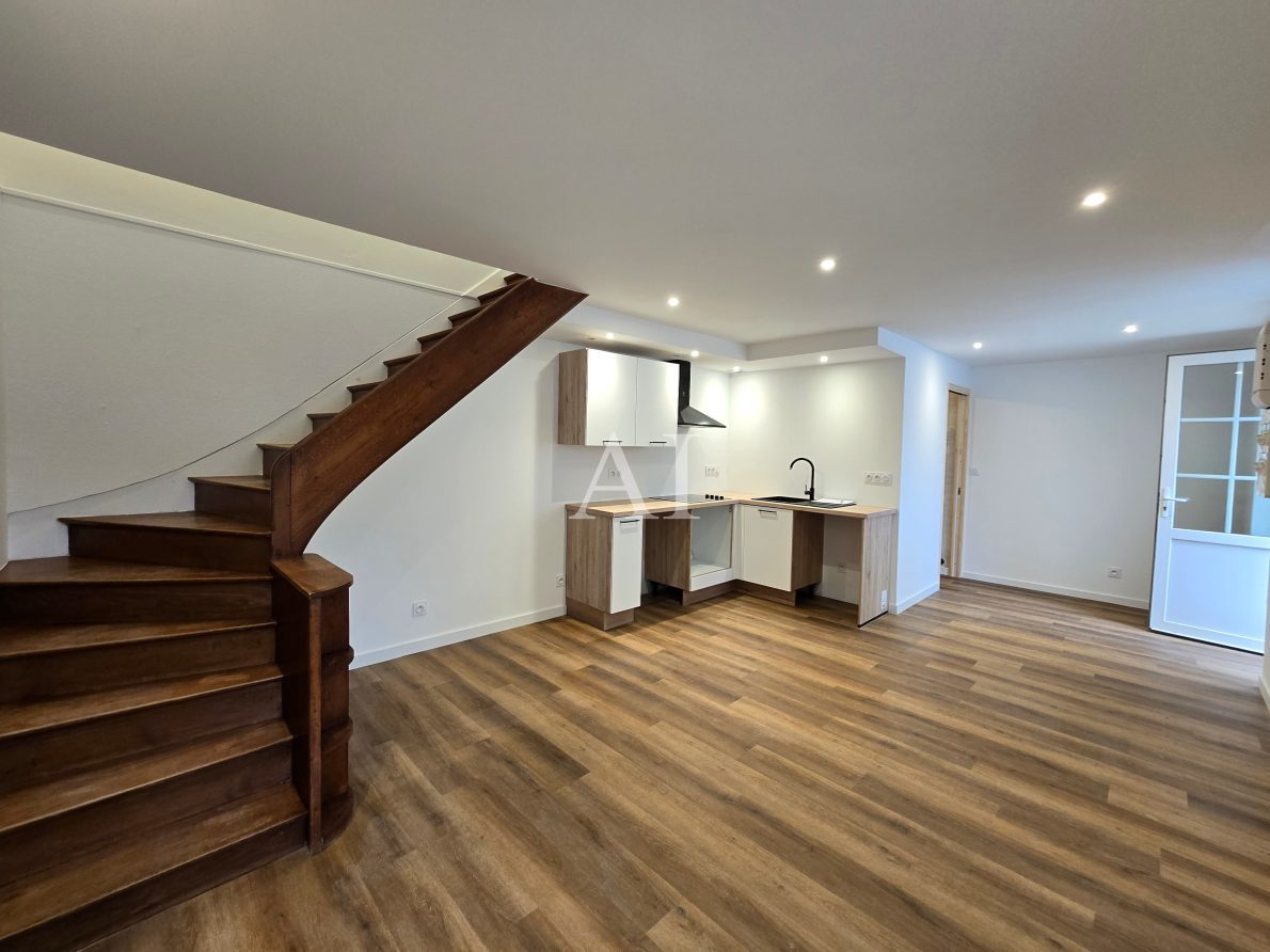 Casa T2 em Bourges, France N.º 158645