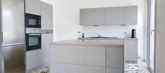 2 bedrooms House in Ames, France No. 215866 2