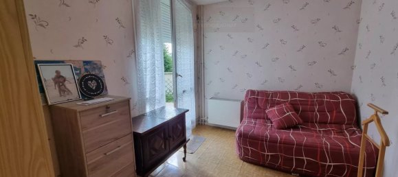 2 bedrooms Apartment in Montargis, France No. 92614 6