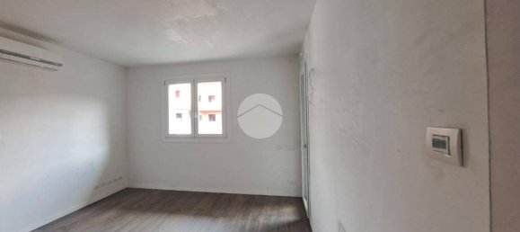 1 bedroom Apartment in Milan, Italy No. 296770 2