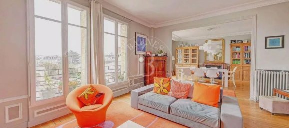 4 bedrooms Apartment in Versailles, France No. 173134 6