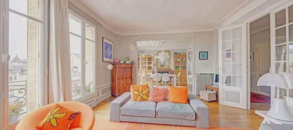 4 bedrooms Apartment in Versailles, France No. 173134 8