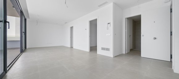 2 bedrooms Apartment in Fuengirola, Spain No. 50037 4