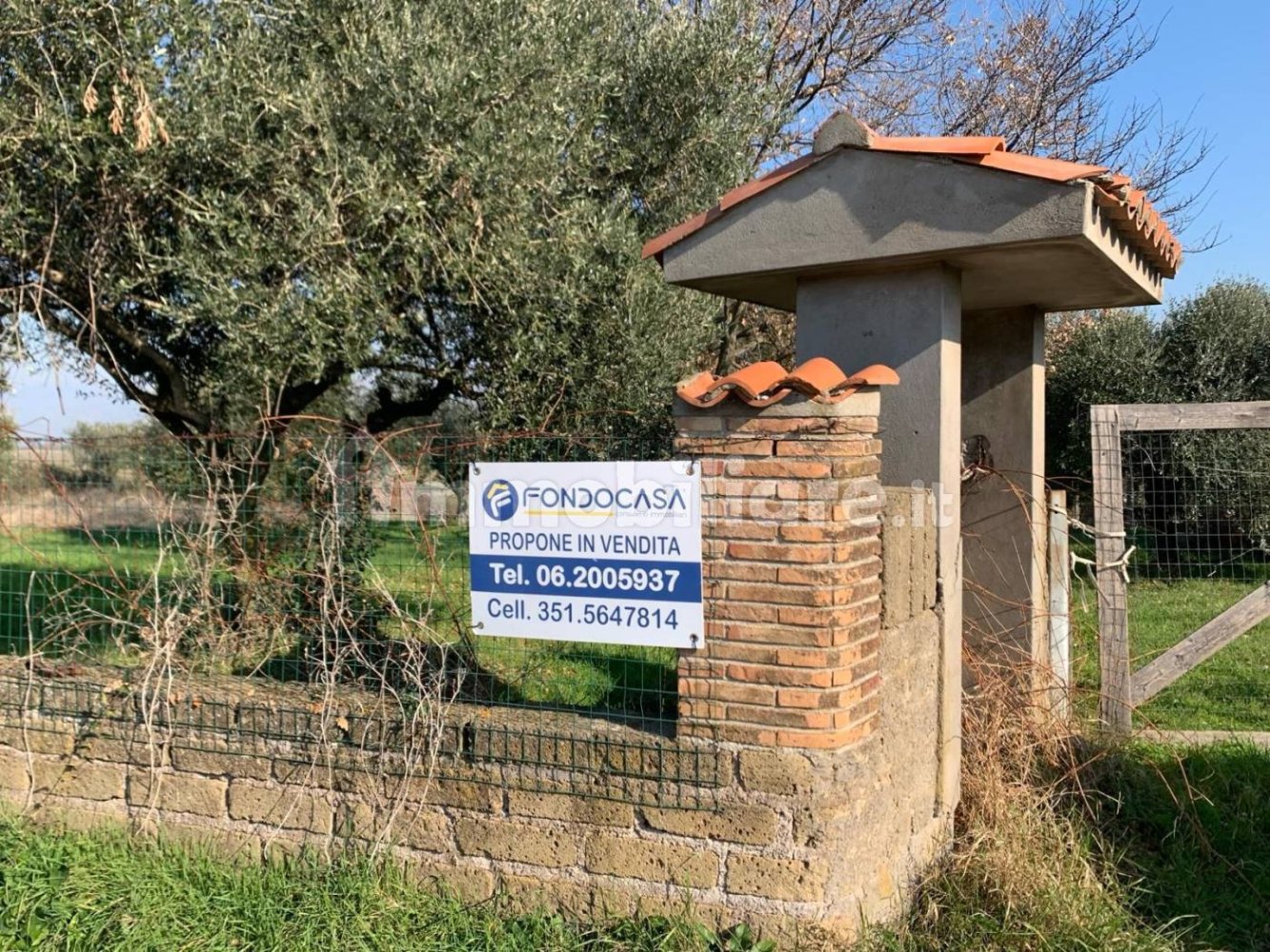 6250m² Land in Gallicano nel Lazio, Italy No. 377280