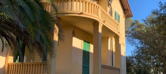 14 rooms Villa in Livorno, Italy No. 174353 3