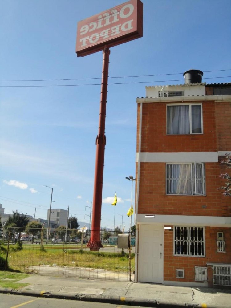 4 غرف نوم منزل في Bogota, Colombia رقم 9932