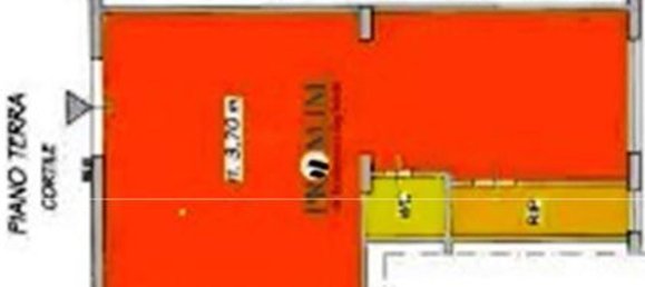 98m² Commercial property in Naples, Italy No. 325233 3