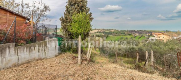 Дом с 4 спальнями в Терре Ровереше, Италия № 285832 13