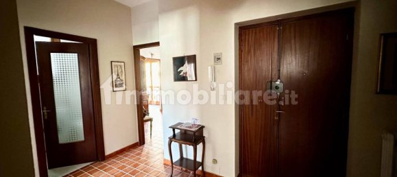 Квартира с 2 спальнями в Буска, Италия № 339117 8