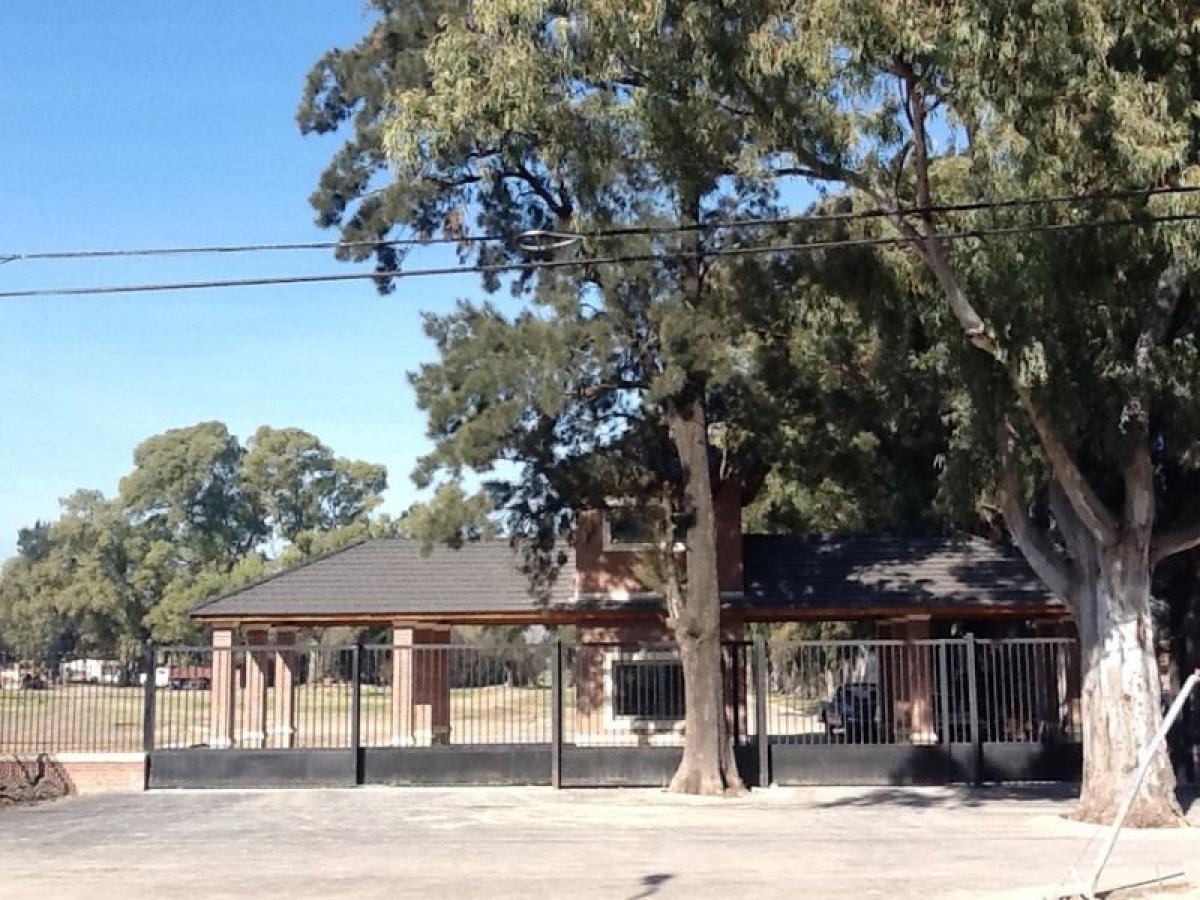  Land in Almirante Brown, Argentina No. 118022