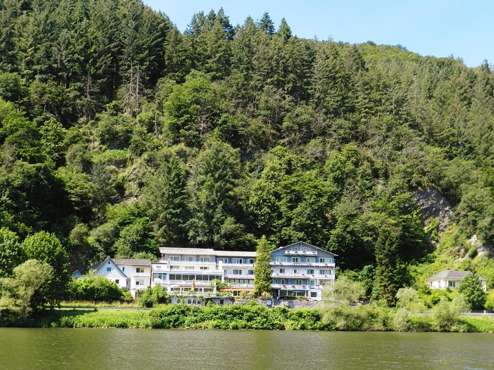 1700m² Hotel in Bernkastel-Wittlich, Germany No. 355359