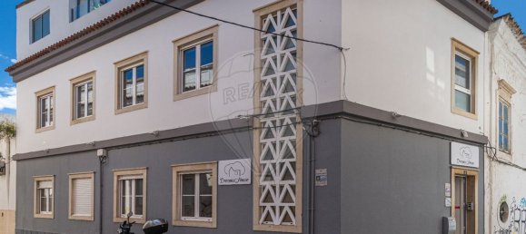 160m² Building in Faro, Portugal No. 200124 26