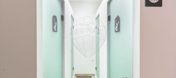 160m² Building in Faro, Portugal No. 200124 8