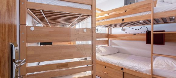 160m² Building in Faro, Portugal No. 200124 27