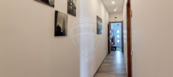 160m² Building in Faro, Portugal No. 200124 4