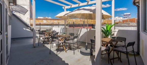 160m² Building in Faro, Portugal No. 200124 13