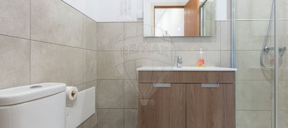 160m² Building in Faro, Portugal No. 200124 30