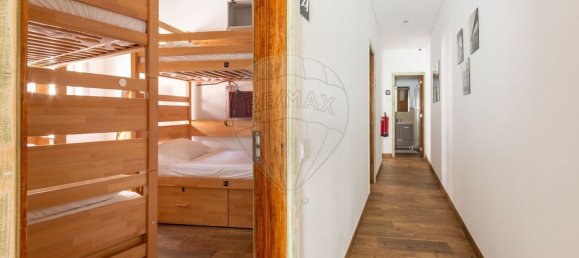 160m² Building in Faro, Portugal No. 200124 31