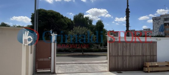 Склад 753м² в Лечче, Италия № 351658 7