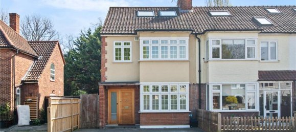 3 bedrooms House in Barnes, United Kingdom No. 5174 2