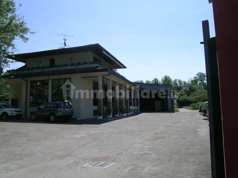 Edifício de 5 divisões em Gavirate, Italy N.º 172653