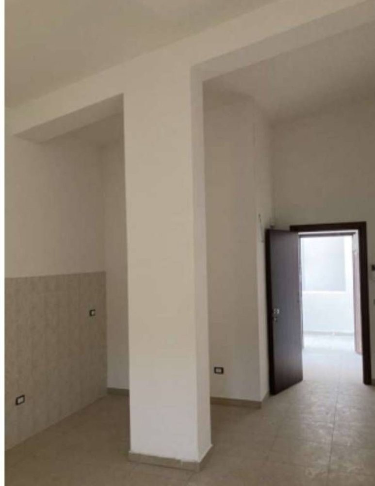 Квартира с 2 комнатами в Альтино, Италия № 94509