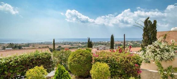 4 bedrooms Villa in Chloraka, Cyprus No. 7209 15