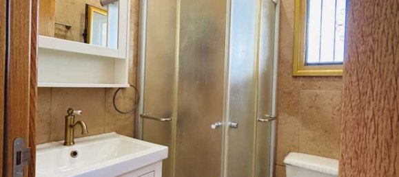 4 bedrooms Villa in Chloraka, Cyprus No. 7209 2