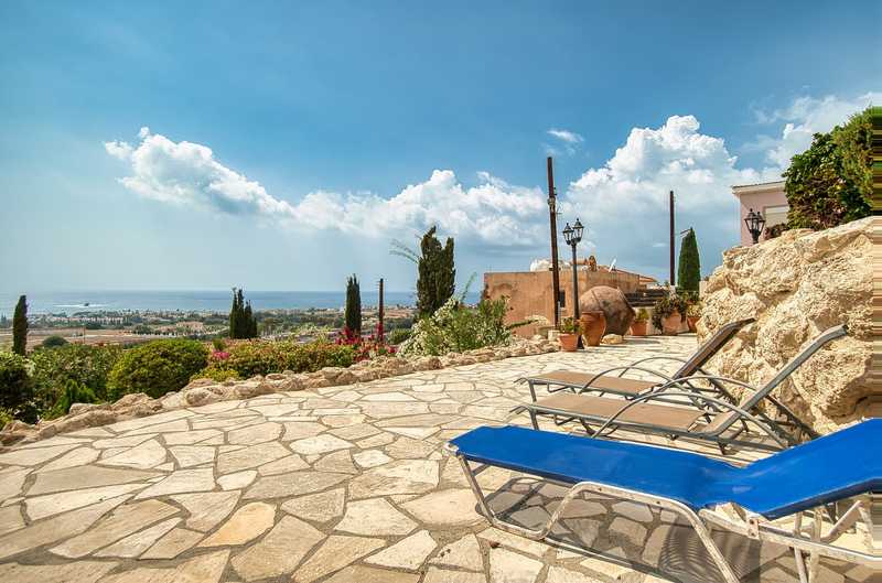 4 bedrooms Villa in Chloraka, Cyprus No. 7209