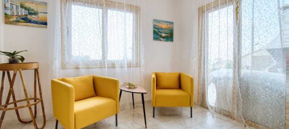 4 bedrooms Villa in Chloraka, Cyprus No. 7209 11