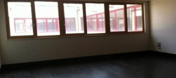 1400m² Office in Casoria, Italy No. 133980 21