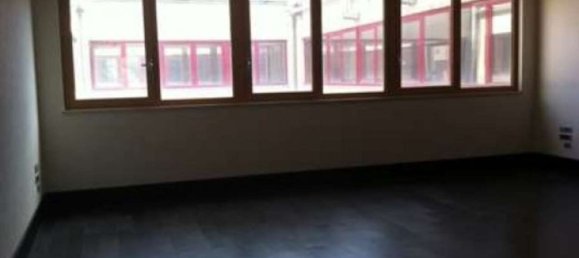 1400m² Office in Casoria, Italy No. 133980 14