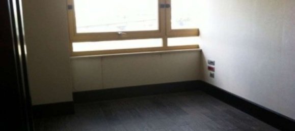 1400m² Office in Casoria, Italy No. 133980 23