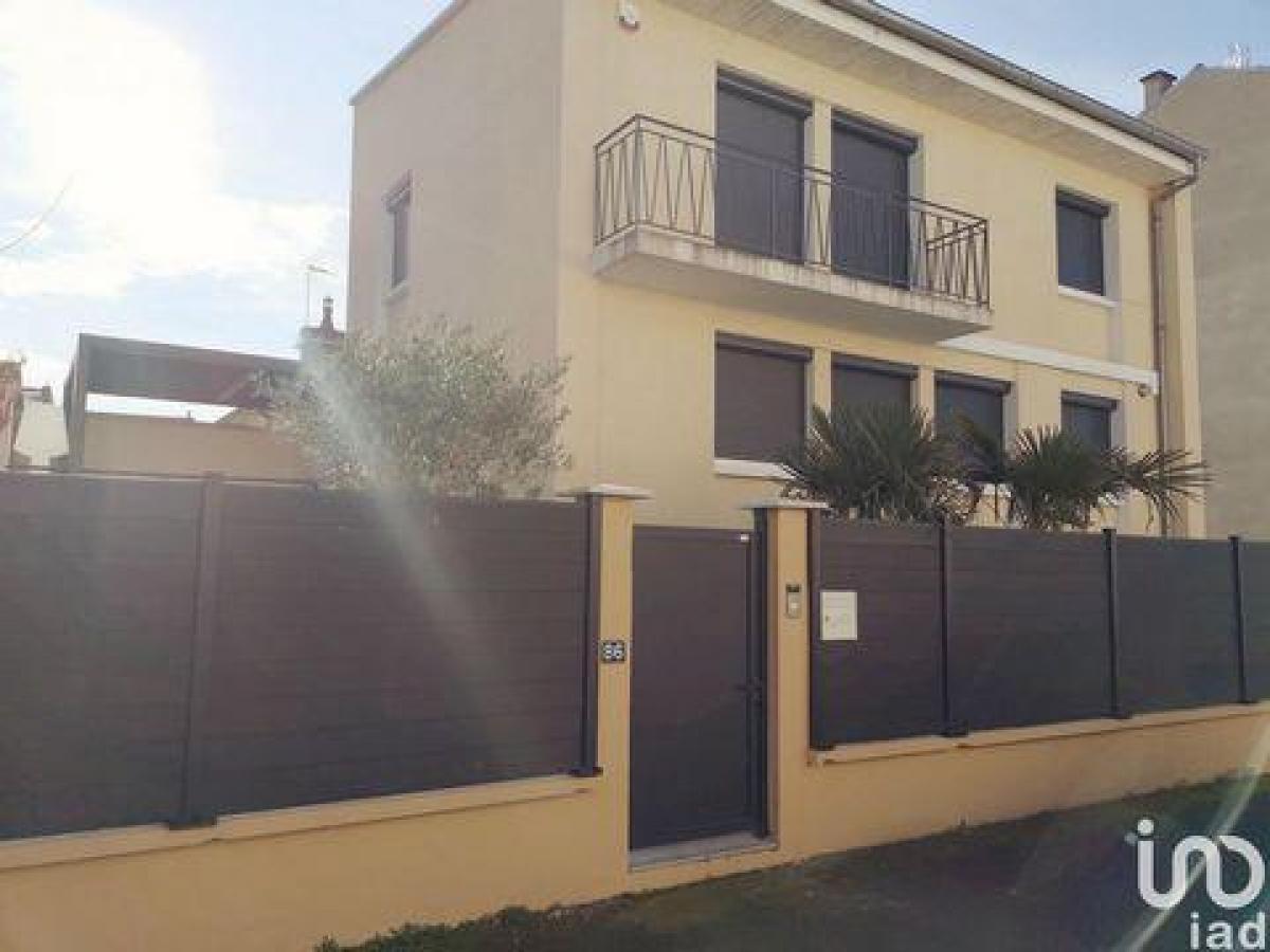 4 chambres Maison à Vichy, France No. 7929