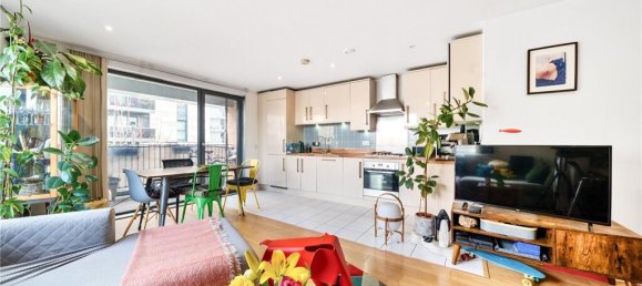 2 bedrooms Apartment in London, United Kingdom No. 3518 7