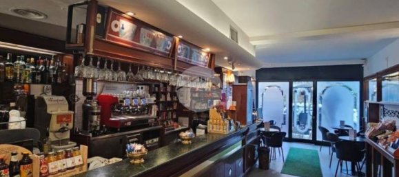 6 chambres Appartement à Rome, Italy No. 179385 10